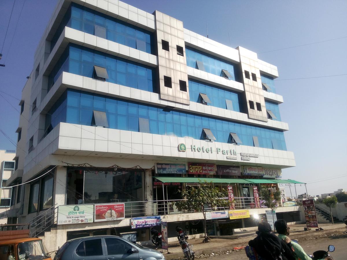 Hotel Parth Executive Latur Exterior photo