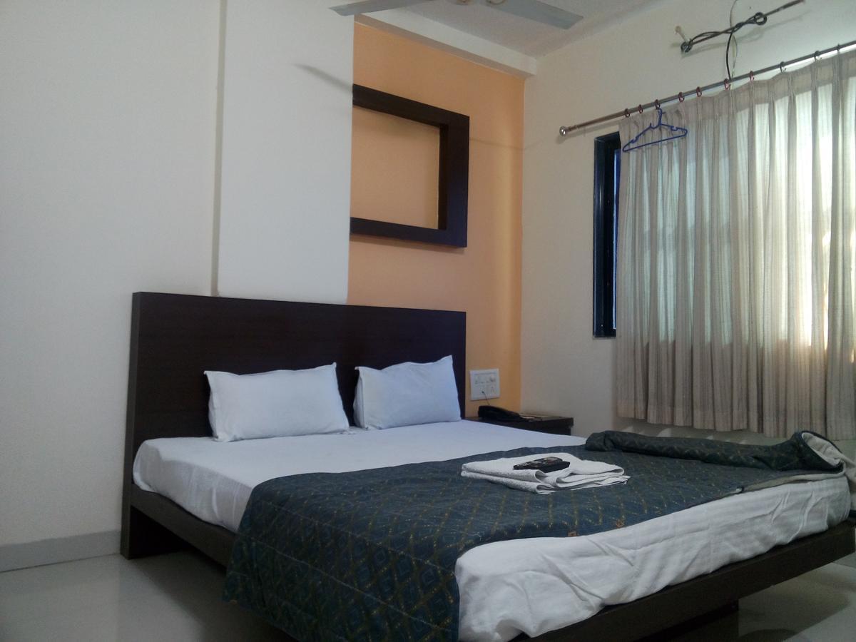 Hotel Parth Executive Latur Exterior photo